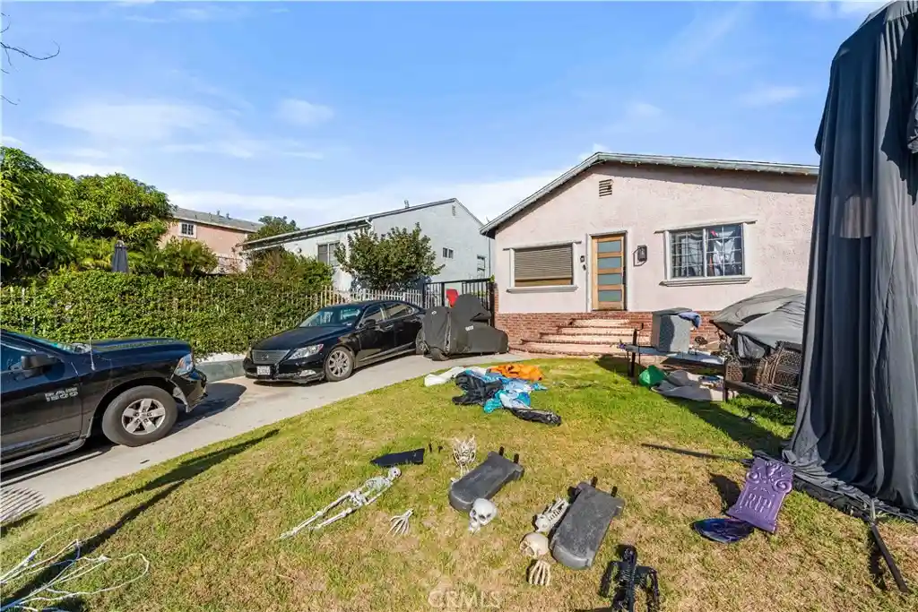 Single family home for sale at 11224 S Budlong, Los Angeles, CA 90044 | MLS# SR26232135
