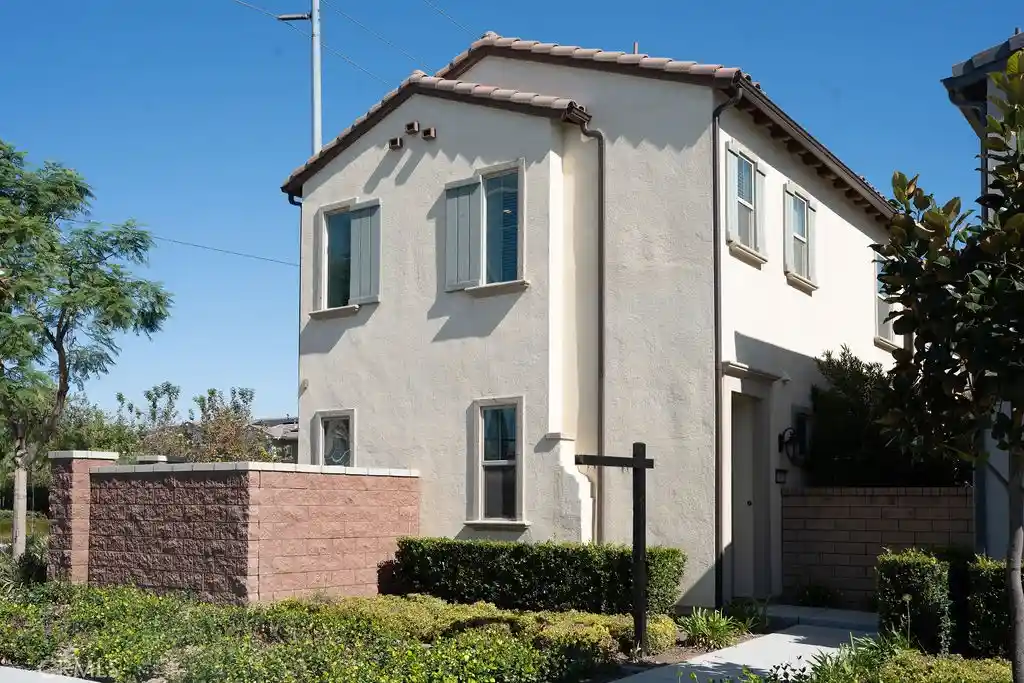 Condo for sale at 16111 Meadowhouse Ave, Chino, CA 91708 | MLS# PW26232310