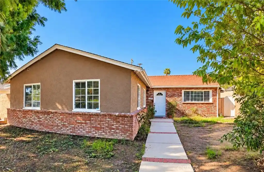 Photo 1 of Single family home for sale at 11201 Hayvenhurst Ave, Granada Hills, CA 91344 | MLS# CV26232821 | Listing updated on 2026-10-29