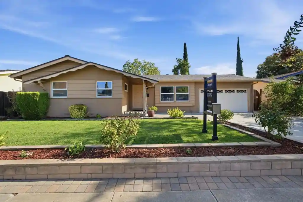 Single family home for sale at 6950 Rosanna St, Gilroy, CA 95020 | MLS# ML82065996