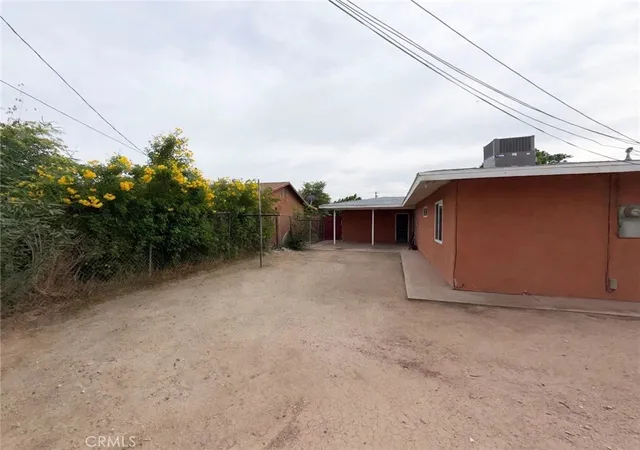 Photo 1 of Single family home for sale at 641 Lincoln St, Calexico, CA 92231 | MLS# DW26233085 | Listing updated on 2026-10-30