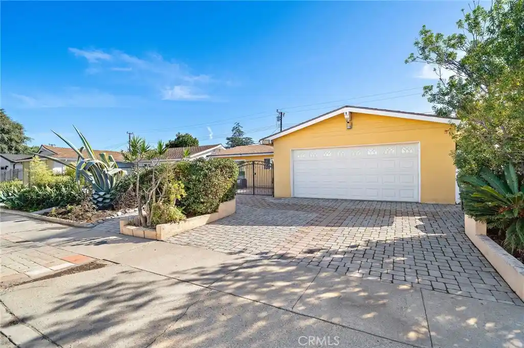 Single family home for sale at 8142 Blaylock Dr, Huntington Beach, CA 92647 | MLS# OC26227958