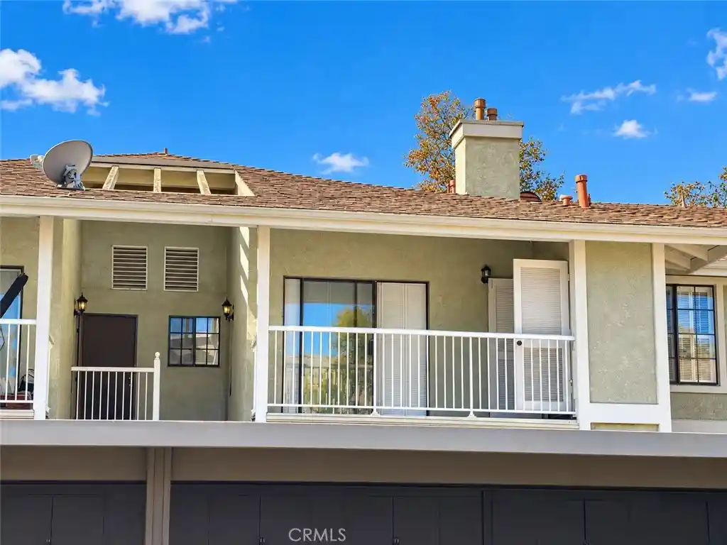 Condo for sale at 1101 Packers #2 Cir #C12, Tustin, CA 92780 | MLS# OC26232683
