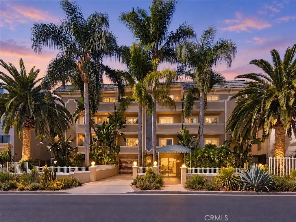 Condo for sale at 1345 N Fuller Ave #104, Los Angeles, CA 90046 | MLS# PW26230114