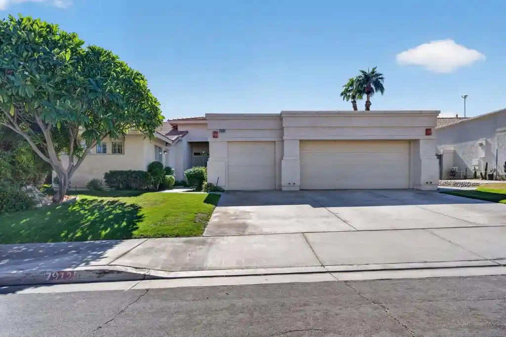 Single family home for sale at 79125 Kaye Ct, La Quinta, CA 92253 | MLS# 219155116DA