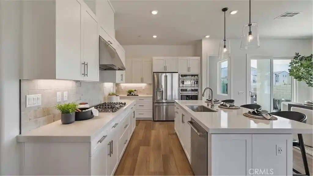 Townhouse for sale at 27476 Red Alder Ln, Stevenson Ranch, CA 91381 | MLS# OC26233283
