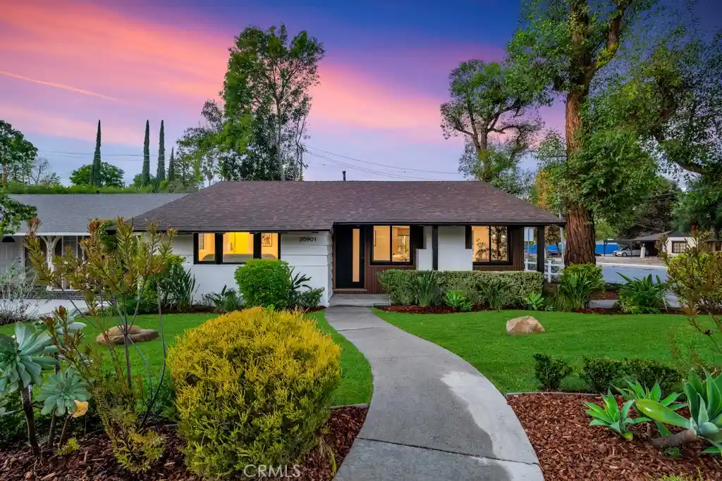 Single family home for sale at 20901 Dumetz Rd, Woodland Hills, CA 91364 | MLS# SR26231841 | Listing updated on 2026-10-29