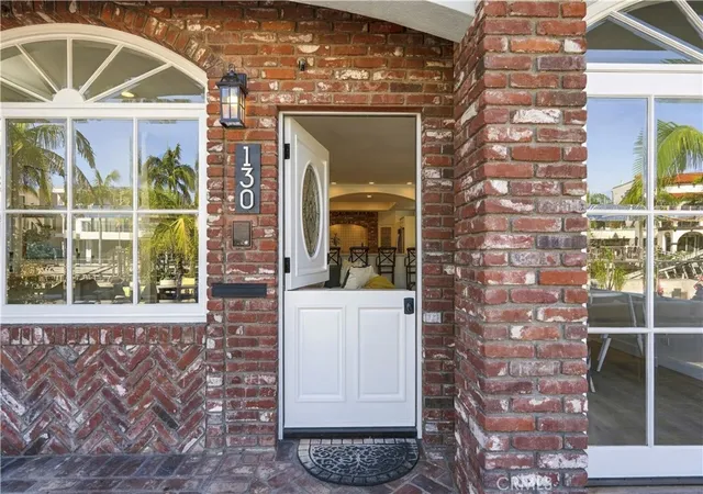 Photo 1 of Single family home for sale at 130 Rivo Alto Cnl, Long Beach, CA 90803 | MLS# DW26232906 | Listing updated on 2026-10-30