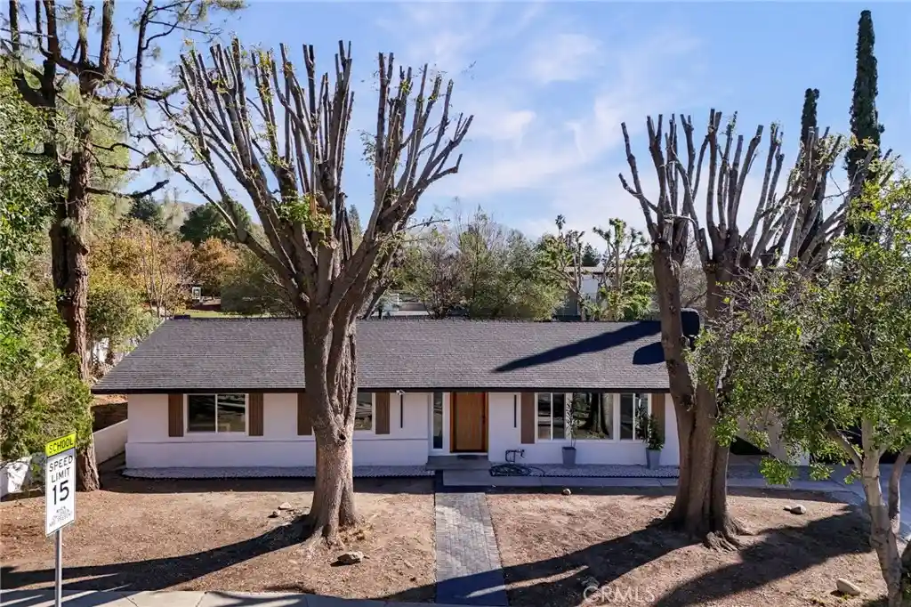 Photo 1 of Single family home for sale at 11342 Jeff Ave, Sylmar, CA 91342 | MLS# SR26230886 | Listing updated on 2026-10-29