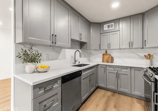 Photo 4 of Condo for sale at 13177 Bromont Ave, Sylmar, CA 91342 | MLS# DW26232262 | Listing updated on 2026-10-30