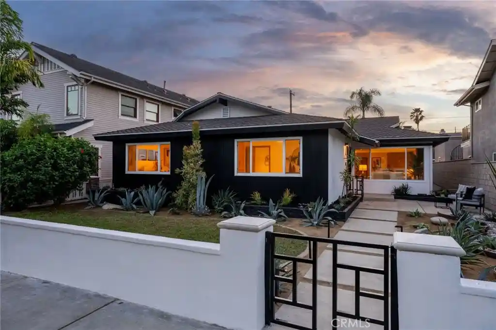 Photo 1 of Single family home for sale at 1735 Main, Huntington Beach, CA 92648 | MLS# OC26232545 | Listing updated on 2026-10-29