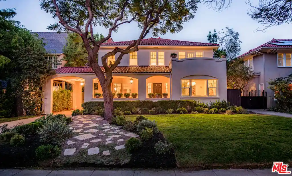 Single family home for sale at 1622 N Orange Grv Ave, Los Angeles, CA 90046 | MLS# 26105259