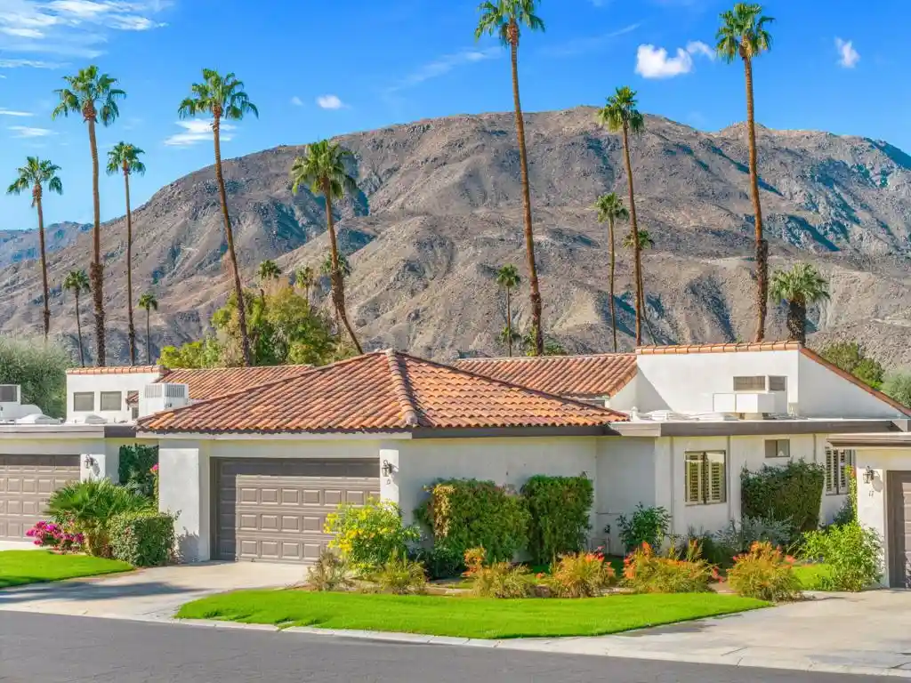 Condo for sale at 19 Ronda Dr, Rancho Mirage, CA 92270 | MLS# 219155150DA