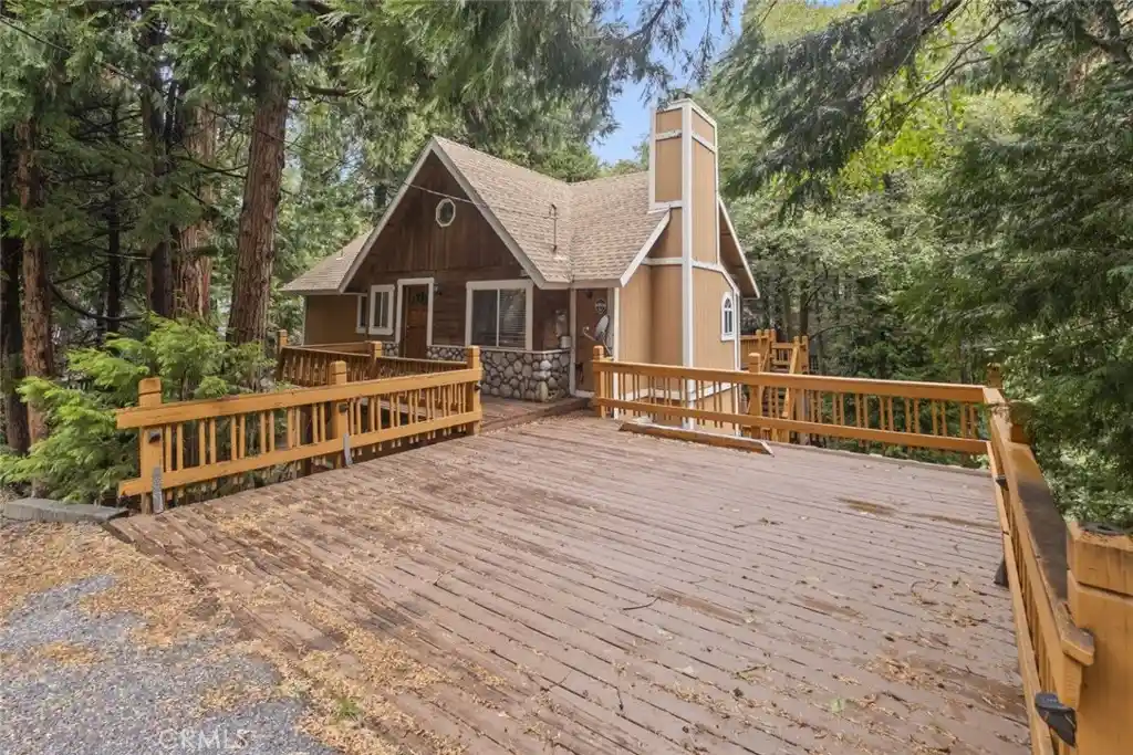 Photo 1 of Single family home for sale at 28772 Potomac Dr, Lake Arrowhead, CA 92352 | MLS# SR26233228 | Listing updated on 2026-10-30