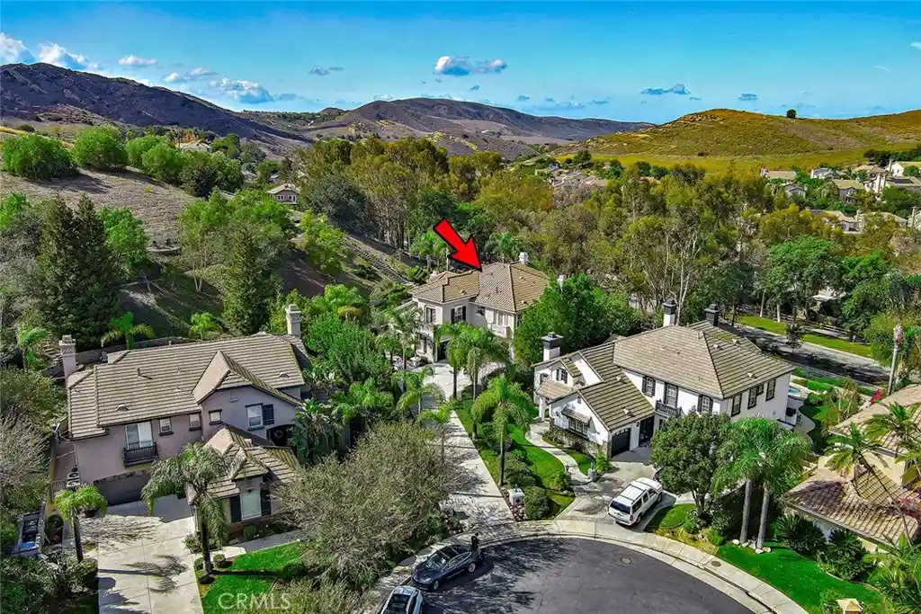 Single family home for sale at 525 Oak Tree Ct, Simi Valley, CA 93065 | MLS# SR26233625