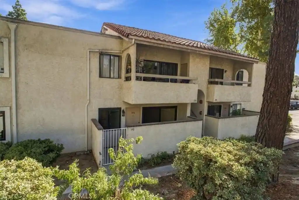 Condo for sale at 25015 Peachland #146, Newhall, CA 91321 | MLS# SR26219042