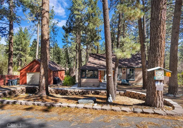Photo 1 of Single family home for sale at 1308 Edna St, Wrightwood, CA 92397 | MLS# TR26233692 | Listing updated on 2026-10-30