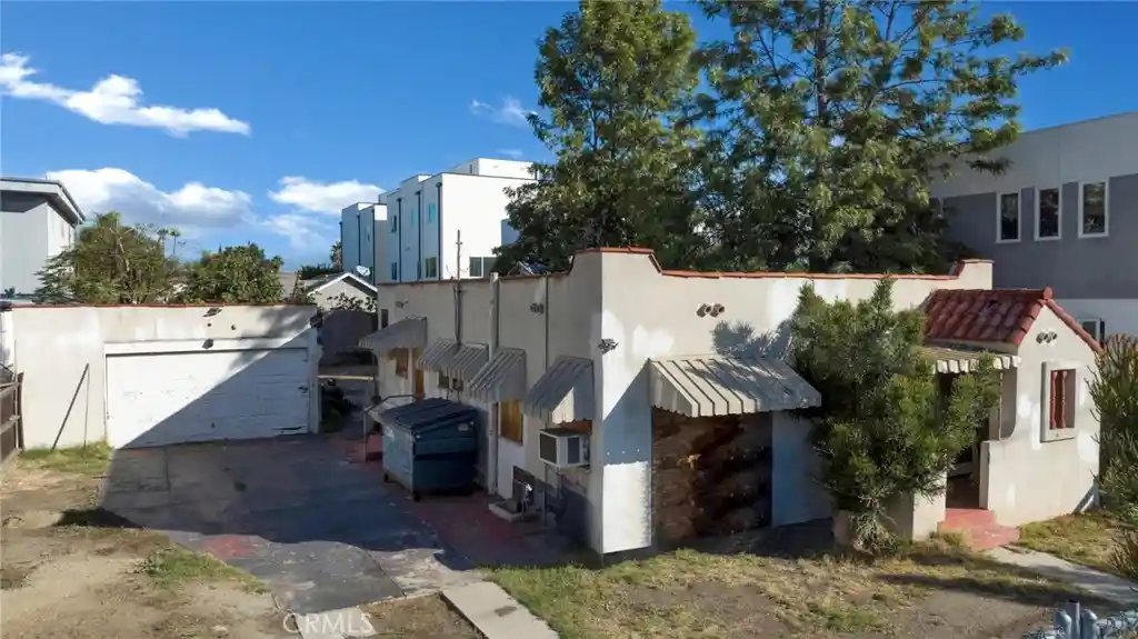 Photo 1 of Single family home for sale at 11325 Miranda St, North Hollywood, CA 91601 | MLS# BB26232586 | Listing updated on 2026-10-30