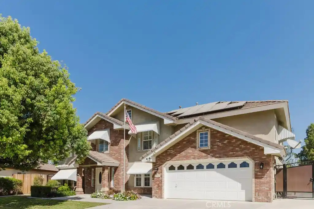 Single family home for sale at 10506 Trophy Ct, Bakersfield, CA 93312 | MLS# PI26233702