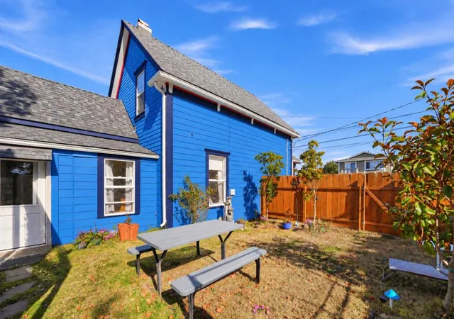 Photo 2 of Single family home for sale at 1214 California St, Eureka, CA 95501 | MLS# ML82066105 | Listing updated on 2026-10-30