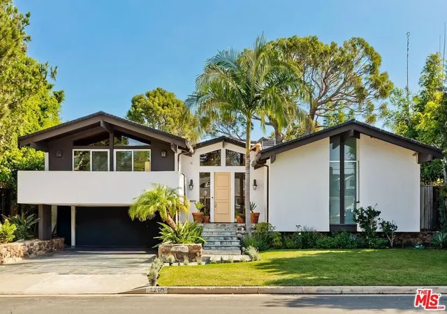 Photo 1 of Single family home for sale at 3210 Club Dr, Los Angeles, CA 90064 | MLS# 26104658 | Listing updated on 2026-10-30