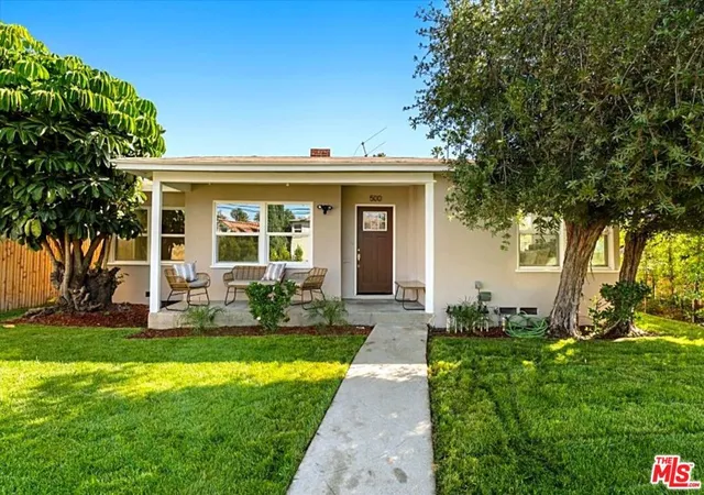 Photo 1 of Single family home for sale at 500 N Madison Ave, Los Angeles, CA 90004 | MLS# 26992469 | Listing updated on 2026-10-31