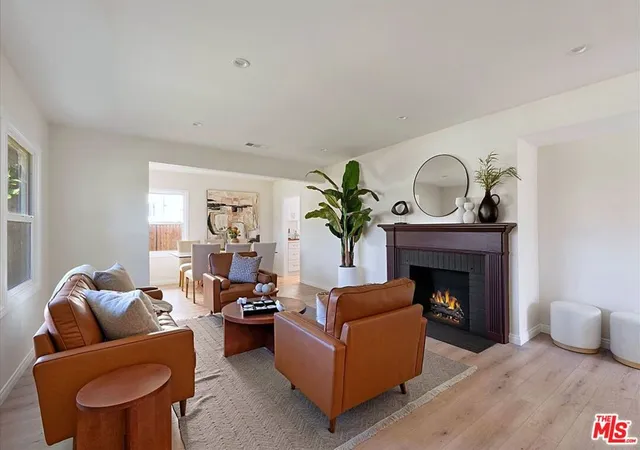 Photo 3 of Single family home for sale at 500 N Madison Ave, Los Angeles, CA 90004 | MLS# 26992469 | Listing updated on 2026-10-31