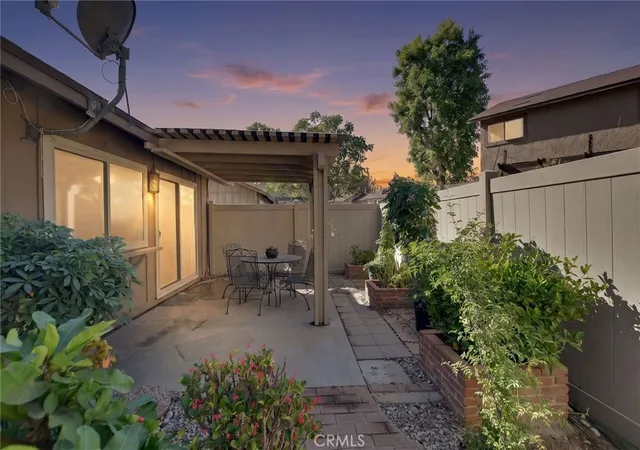 Listing Photo 1 - Condo for sale in building located at 655 W Pt Over Woods, Azusa, CA 91702 - Unit #