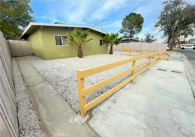 Photo 2 of Single family home for sale at 719 W Ave H13, Lancaster, CA 93534 | MLS# SR26179005 | Listing updated on 2026-10-30