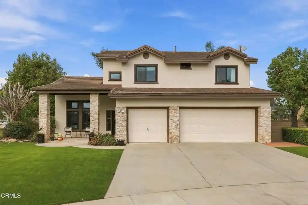 Photo 1 of Single family home for sale at 2401 Redwing Ln, Oxnard, CA 93036 | MLS# V1-39534 | Listing updated on 2026-10-31