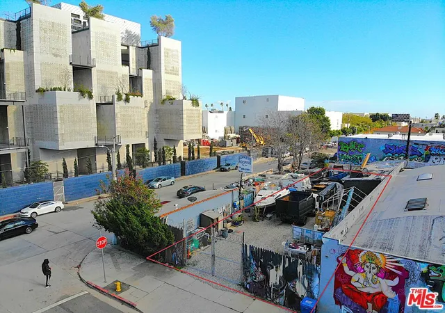Photo 1 of Land for sale at 1015 N Gower St, Los Angeles, CA 90038 | MLS# 26104940 | Listing updated on 2026-10-30