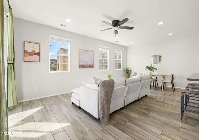 Listing Photo 1 - Condo for sale in building located at 160 Sawbuck St, Camarillo, CA 93010 - Unit #