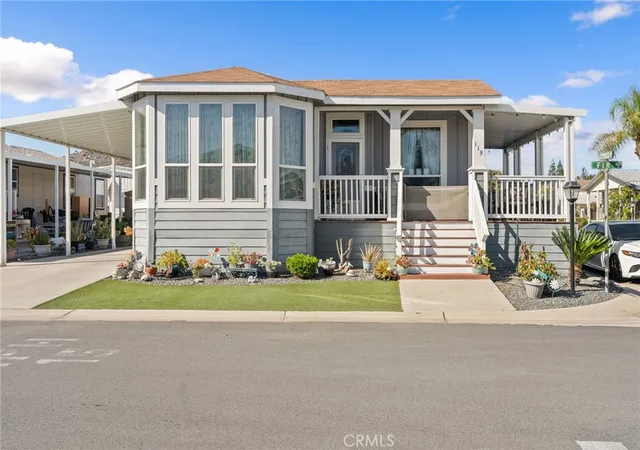 Photo 2 of Manufactured home for sale at 4000 Pierce St #119, Riverside, CA 92505 | MLS# IV26231463 | Listing updated on 2026-10-30