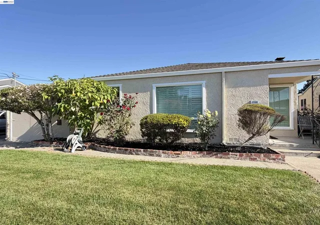 Photo 1 of Single family home for sale at 1706 140th, San Leandro, CA 94578 | MLS# 41152609 | Listing updated on 2026-10-30