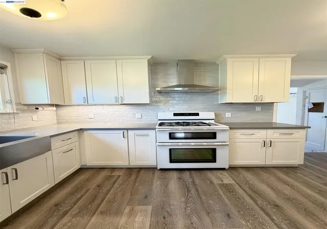 Photo 2 of Single family home for sale at 1706 140th, San Leandro, CA 94578 | MLS# 41152609 | Listing updated on 2026-10-30