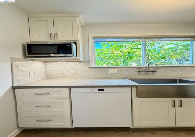 Photo 4 of Single family home for sale at 1706 140th, San Leandro, CA 94578 | MLS# 41152609 | Listing updated on 2026-10-30