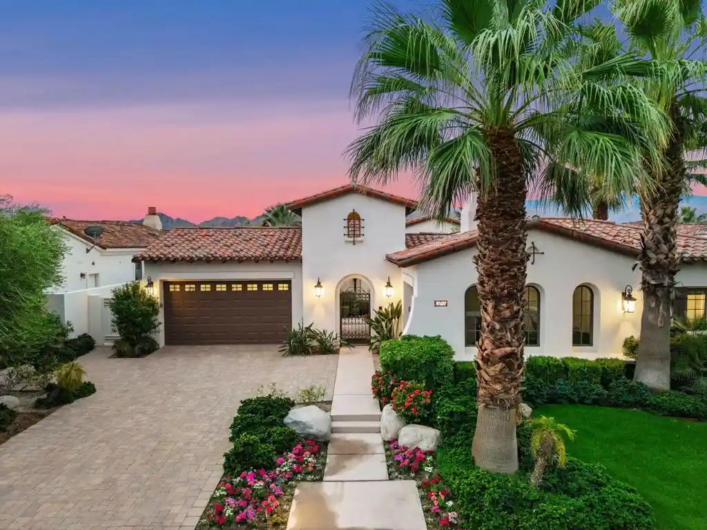 Single family home for sale at 76197 Via Saturnia, Indian Wells, CA 92210 | MLS# 219155186DA