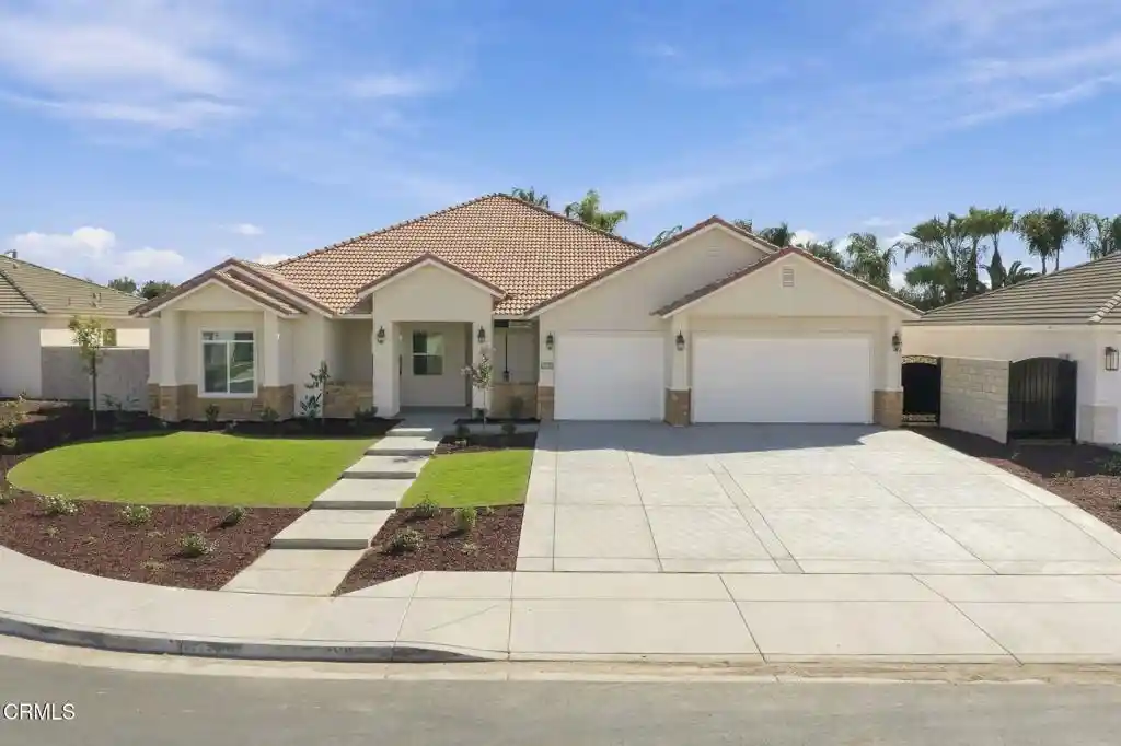 Photo 1 of Single family home for sale at 13526 Velma Pearl Way, Bakersfield, CA 93314 | MLS# V1-39541 | Listing updated on 2026-10-30