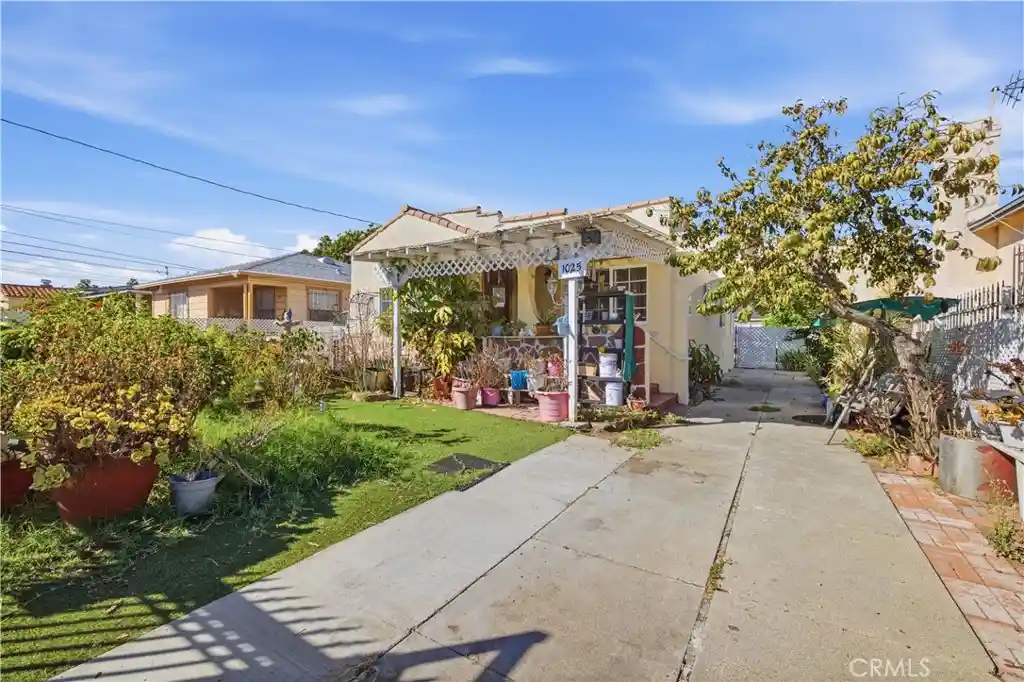 Single family home for sale at 1025 West 109th Pl, Los Angeles, CA 90044 | MLS# SB26215080