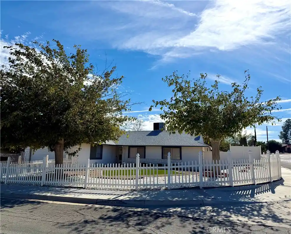 Photo 1 of Single family home for sale at 924 Senita, Barstow, CA 92311 | MLS# HD26234013 | Listing updated on 2026-10-30