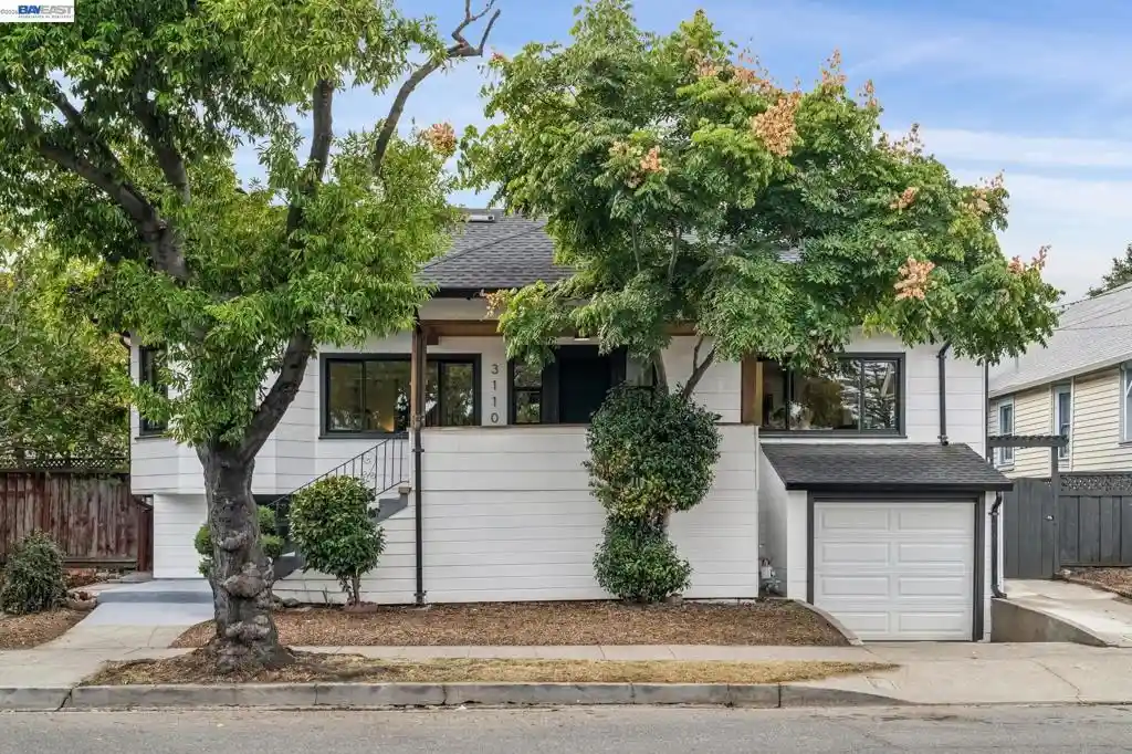 Photo 1 of Single family home for sale at 3110 Lincoln Ave, Alameda, CA 94501 | MLS# 41152632 | Listing updated on 2026-10-30