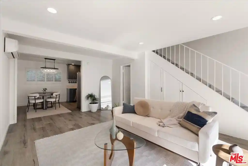 Townhouse for sale at 882 Victor Ave #19, Inglewood, CA 90302 | MLS# 26999107