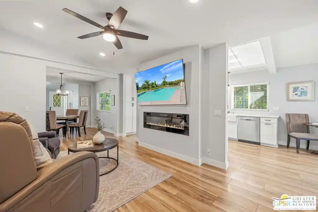 Manufactured home for sale at 73450 Country Clb Dr #211, Palm Desert, CA 92260 | MLS# 26105257PS