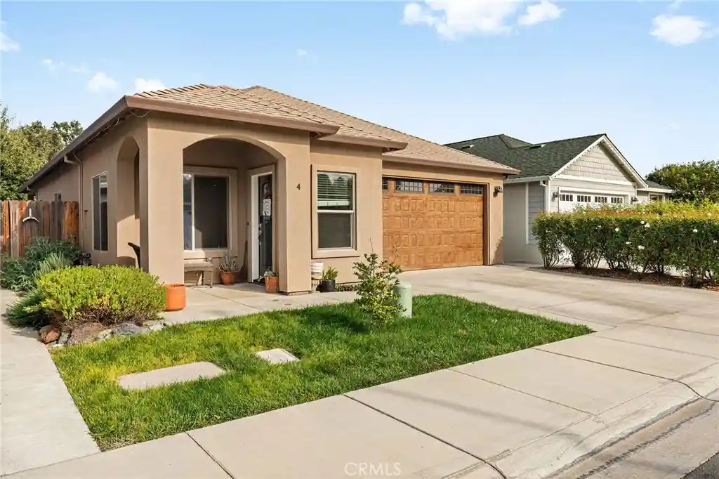 Single family home for sale at 4 Jersey Brown Cir, Chico, CA 95973 | MLS# SN26234045