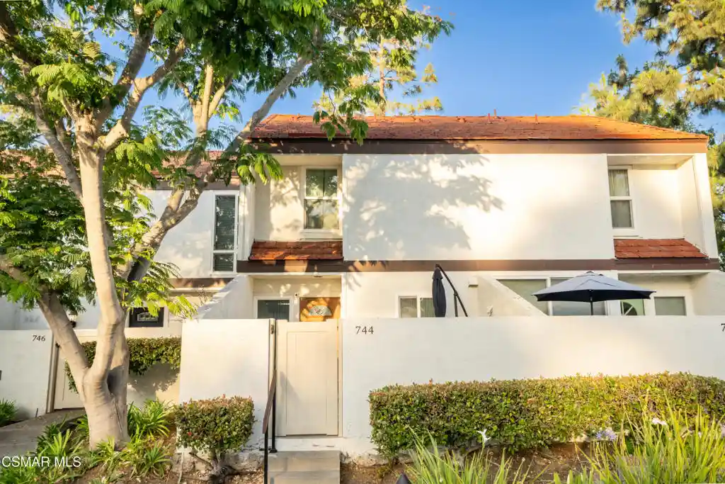 Photo 1 of Townhouse for sale at 744 Tuolumne Ave, Thousand Oaks, CA 91360 | MLS# 226005118 | Listing updated on 2026-10-30