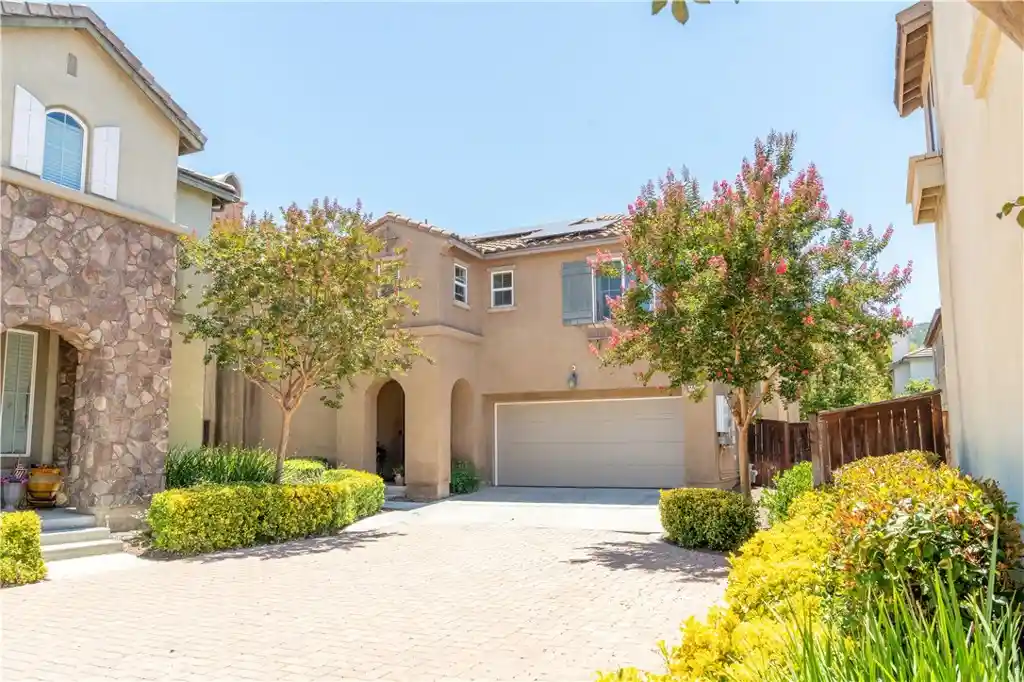 Single family home for sale at 45776 Klamath Ct, Temecula, CA 92592 | MLS# SR26233327