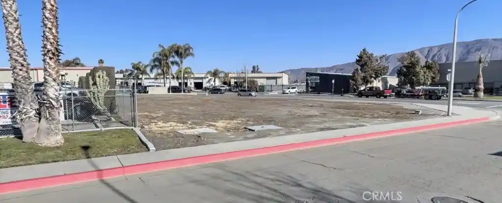 Photo 1 of Land for sale at 572 S Grand, San Jacinto, CA 92582 | MLS# SW26219077 | Listing updated on 2026-10-30