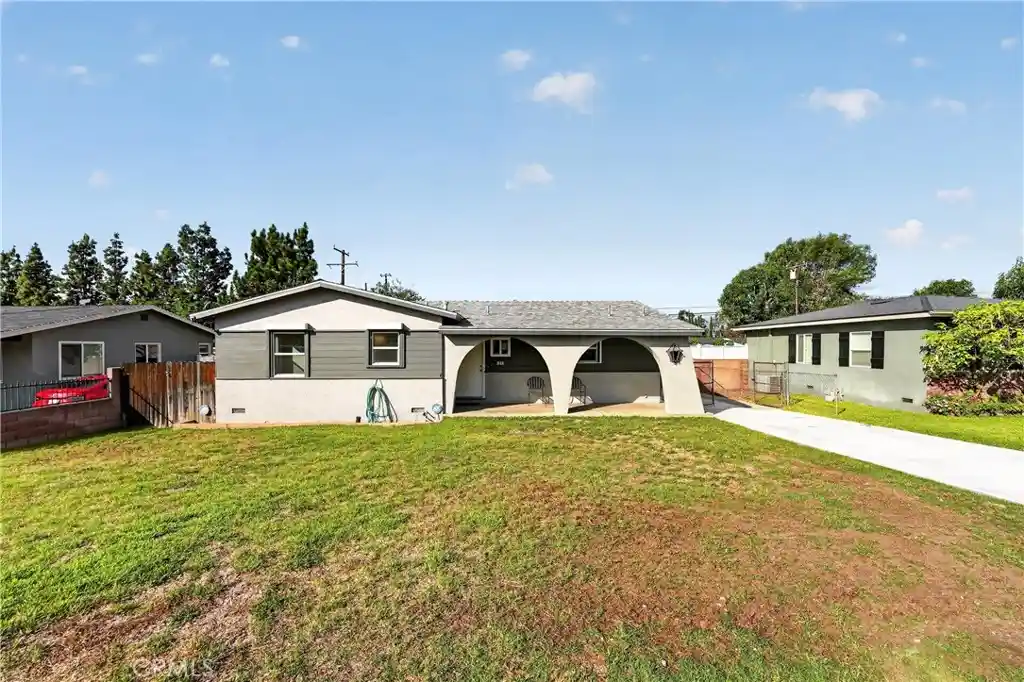 Photo 1 of Single family home for sale at 1341 S Bender, Glendora, CA 91740 | MLS# OC26234251 | Listing updated on 2026-10-30