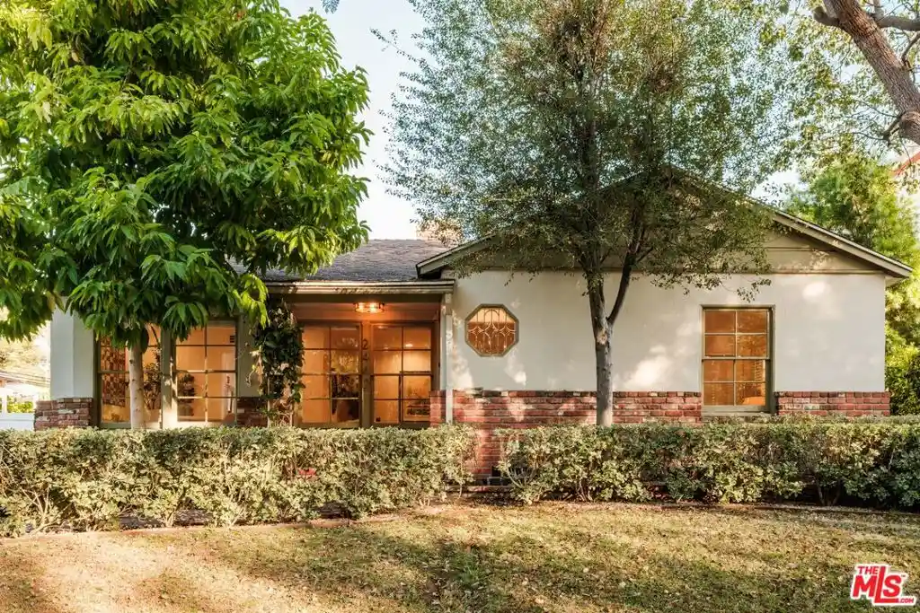 Photo 1 of Single family home for sale at 2442 Beverwil Dr, Los Angeles, CA 90034 | MLS# 26105080 | Listing updated on 2026-10-30