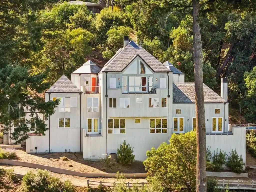 Photo 1 of Mansion for sale at 1190 Bear Gulch Rd, Redwood City, CA 94062 | MLS# ML82066176 | Listing updated on 2026-10-30